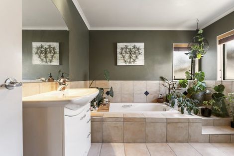 Photo of property in 86 Beachwater Drive, Papamoa Beach, Papamoa, 3118