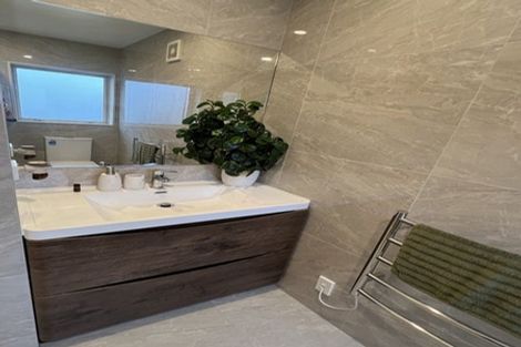 Photo of property in 32a Watts Road, Manurewa, Auckland, 2102