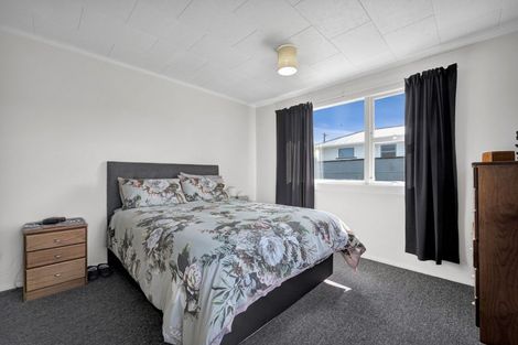 Photo of property in 140 Miranda Street, Stratford, 4332