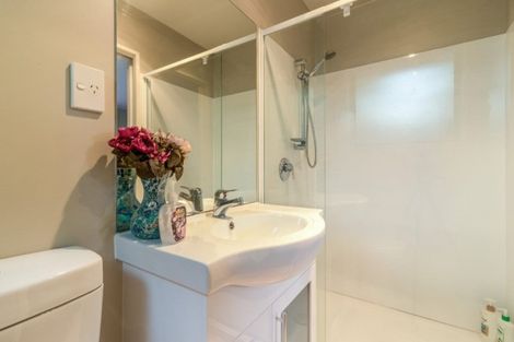 Photo of property in 39 Lyndon Street, Riccarton, Christchurch, 8041