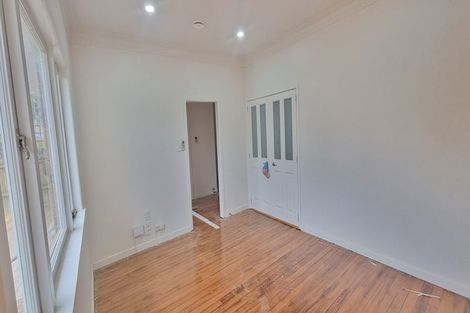 Photo of property in 4 Melrose Road East, Hillsborough, Auckland, 1042