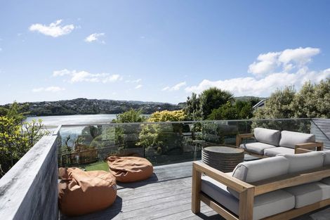 Photo of property in 29 Seaview Road, Paremata, Porirua, 5024