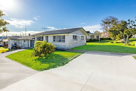 Photo of property in 1/30 Coles Crescent, Papakura, 2110