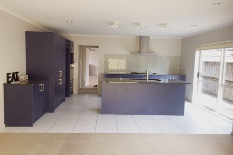 Photo of property in 7 Tsar Court, Flat Bush, Auckland, 2016