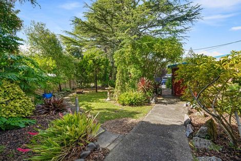 Photo of property in 25 Lowtherhurst Road, Massey, Auckland, 0614