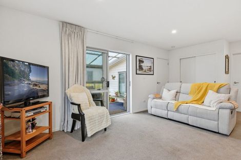 Photo of property in 11 Kamahi Crescent, Papamoa Beach, Papamoa, 3118