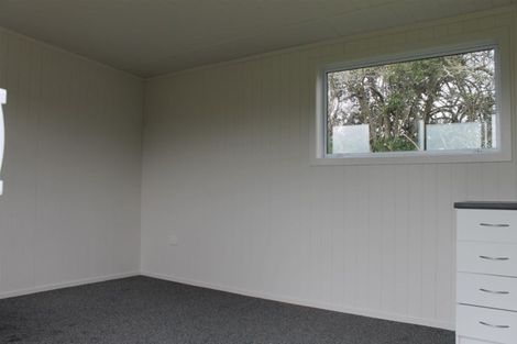 Photo of property in 79 Gorge Road, Maungaturoto, 0520