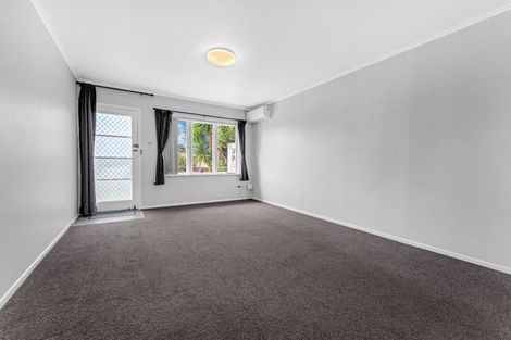 Photo of property in 1/6a View Road, Papakura, 2110