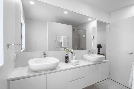 Photo of property in 10a Waterloo Road, Milford, Auckland, 0620