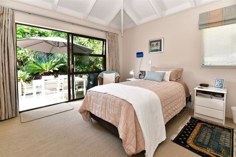 Photo of property in 29 Marellen Drive, Red Beach, 0932