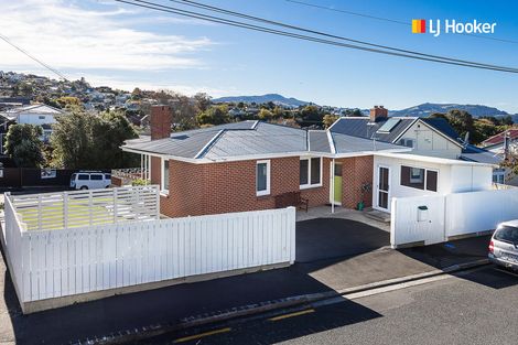 Photo of property in 45 Hawthorn Avenue, Mornington, Dunedin, 9011