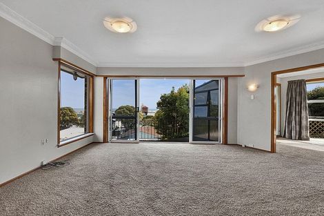 Photo of property in 83a Eliot Street, New Plymouth, 4310