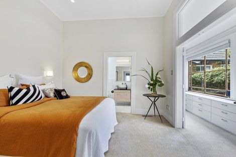 Photo of property in 20 Plunket Street, Kelburn, Wellington, 6012