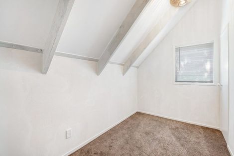 Photo of property in 2162 State Highway 16, Helensville, 0875