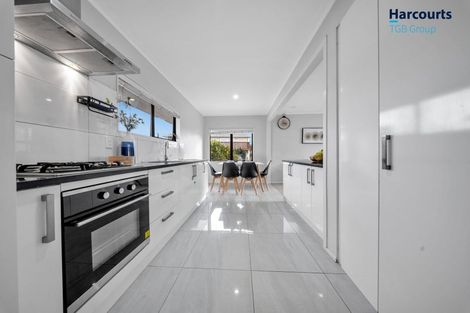 Photo of property in 67 Manuroa Road, Takanini, 2112