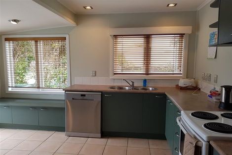 Photo of property in 33 Withers Road, Glen Eden, Auckland, 0602