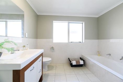 Photo of property in 10 Jury Place, Favona, Auckland, 2024