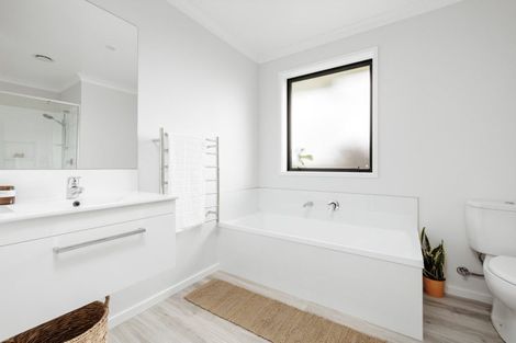 Photo of property in 1 Mary Place, Pyes Pa, Tauranga, 3112