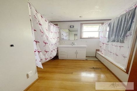 Photo of property in 43 Walters Road, Takanini, 2112