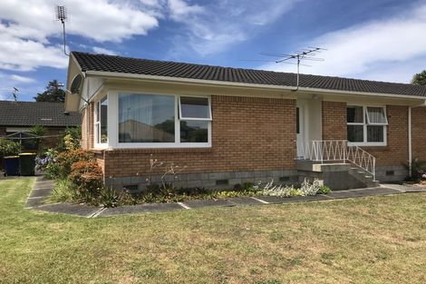 Photo of property in 3/53 Shakespeare Road, Milford, Auckland, 0620