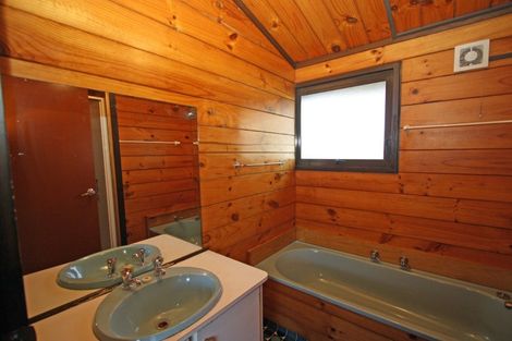 Photo of property in 6 Te Rima Place, Bell Block, New Plymouth, 4312