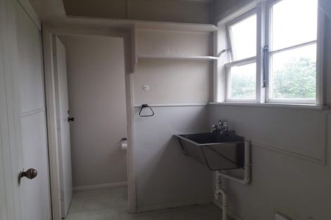 Photo of property in 354 Oxford Terrace, Avalon, Lower Hutt, 5011