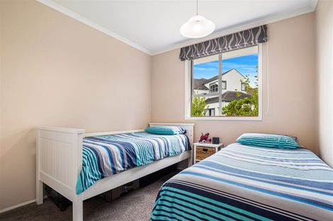 Photo of property in 4/26a Sunnynook Road, Sunnynook, Auckland, 0620