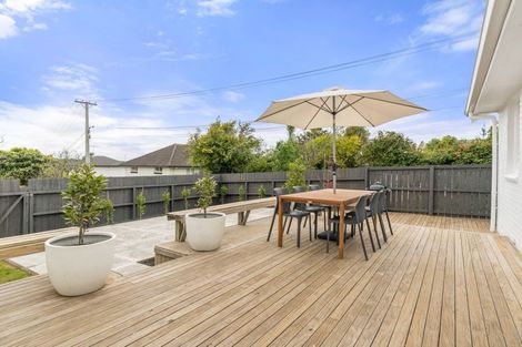 Photo of property in 1/45 College Road, Northcote, Auckland, 0627