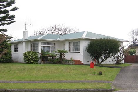 Photo of property in 9 Saint Albans Avenue, Hokowhitu, Palmerston North, 4410