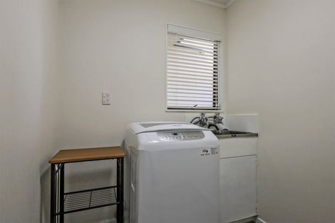 Photo of property in 3/386 Gloucester Street, Taradale, Napier, 4112