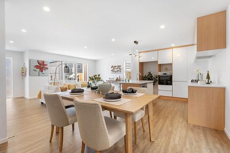 Photo of property in 8/4118a Great North Road, Glen Eden, Auckland, 0602