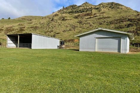 Photo of property in 254 Mangaonga Road, Ahititi, Urenui, 4378