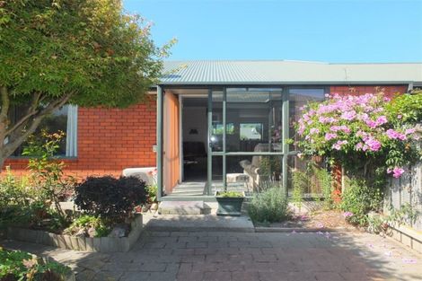 Photo of property in 2/152 North Street, West End, Timaru, 7910