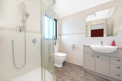 Photo of property in 26 Chateau Rise, Flat Bush, Auckland, 2016