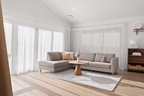 Photo of property in 1 Maanihi Drive, Rototuna North, Hamilton, 3210