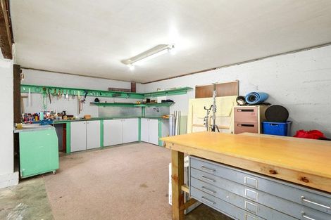 Photo of property in 24 Westhaven Drive, Tawa, Wellington, 5028