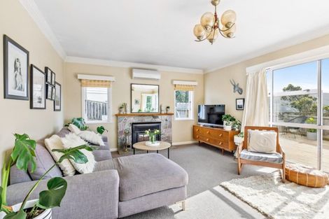 Photo of property in 51 Chesterton Street, Johnsonville, Wellington, 6037