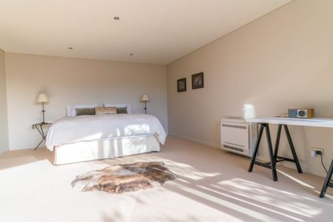 Photo of property in 1 Waimana Place, Wanaka, 9305