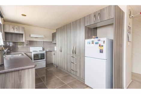 Photo of property in 1 Ireland Place, Ranui, Auckland, 0612