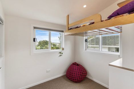 Photo of property in 32 Beswick Place, Birkdale, Auckland, 0626