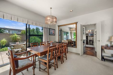 Photo of property in 1/43 Milford Road, Milford, Auckland, 0620