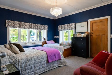 Photo of property in 7 Broadway, Picton, 7220