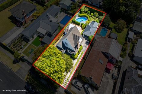 Photo of property in 64 Tirimoana Road, Te Atatu South, Auckland, 0602