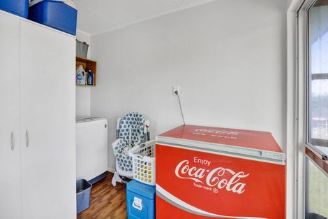 Photo of property in 17 Suther Street, Waverley, 4510