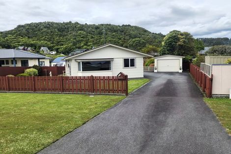 Photo of property in 205 Main South Road, Karoro, Greymouth, 7805