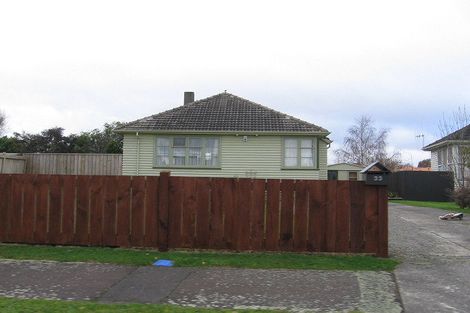 Photo of property in 33 Tweed Street, Roslyn, Palmerston North, 4414