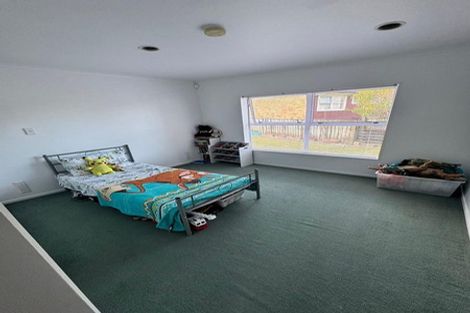 Photo of property in 2/13 Teviot Place, Totara Vale, Auckland, 0629