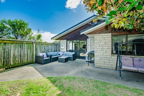 Photo of property in 79 Mazengarb Road, Paraparaumu Beach, Paraparaumu, 5032