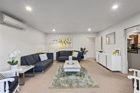 Photo of property in 5 Bernadette Street, Aidanfield, Christchurch, 8025