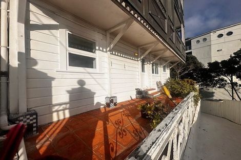 Photo of property in 5 Lindum Terrace, Roseneath, Wellington, 6011